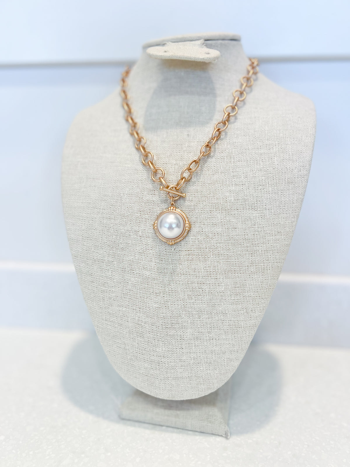 Pearl Pendant Necklace
