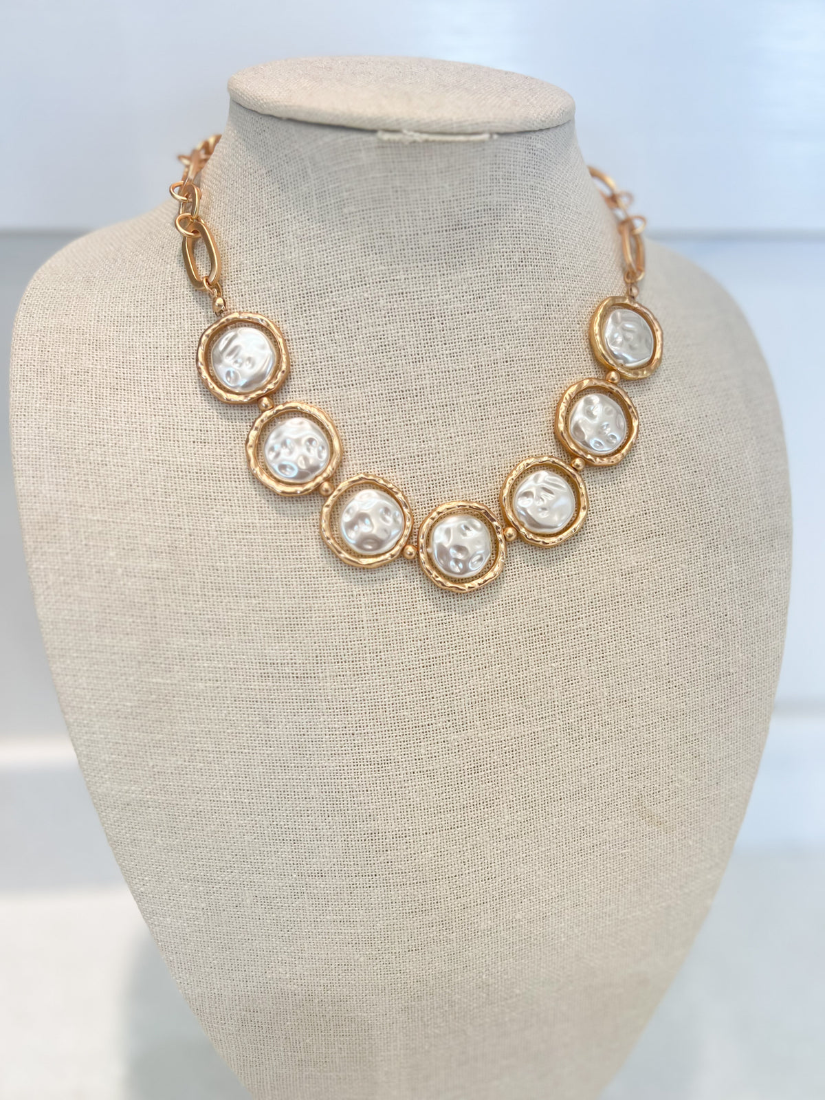 Chunky Pearl Necklace