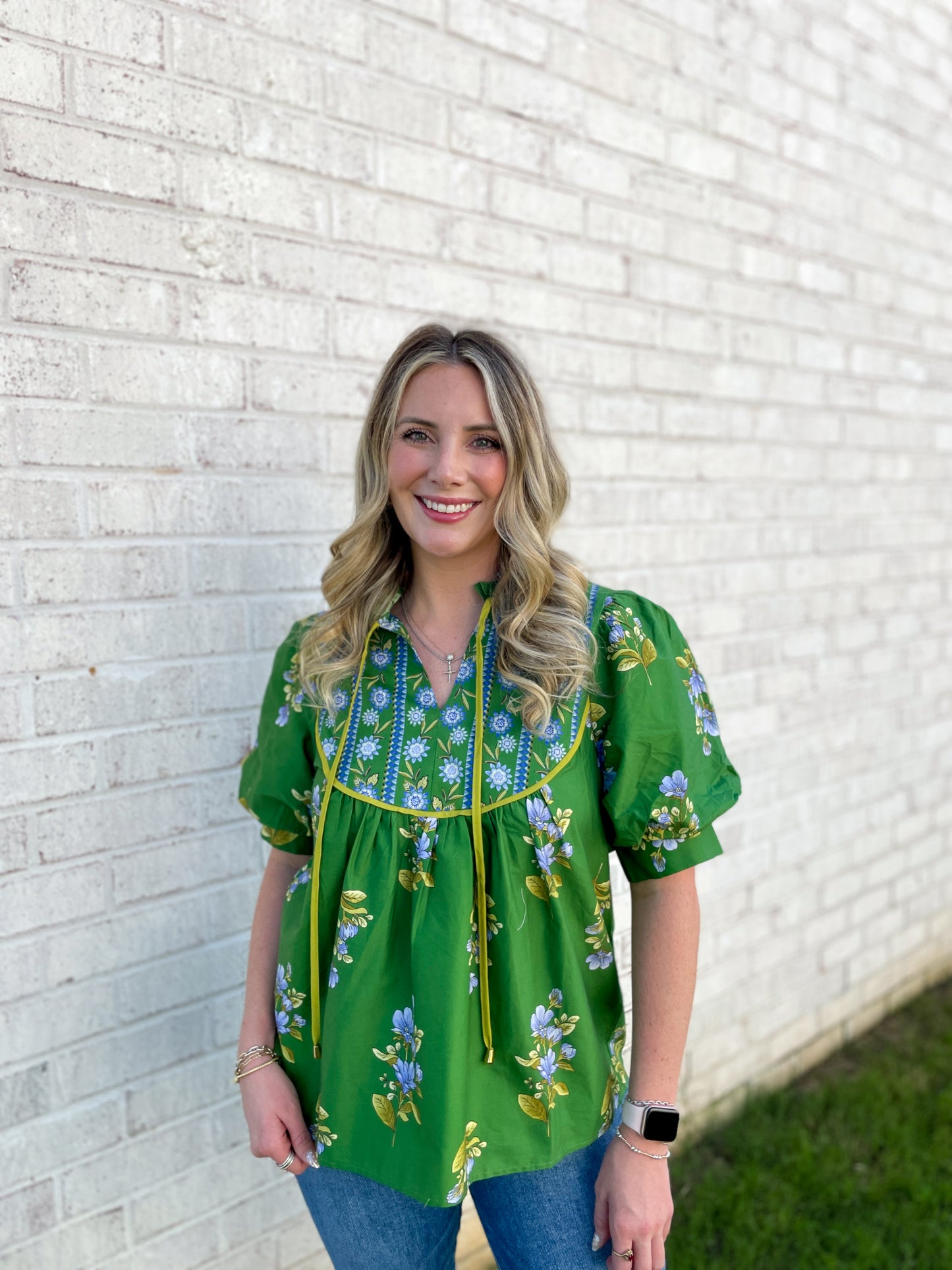 Kaiser Tie Collar Blouse