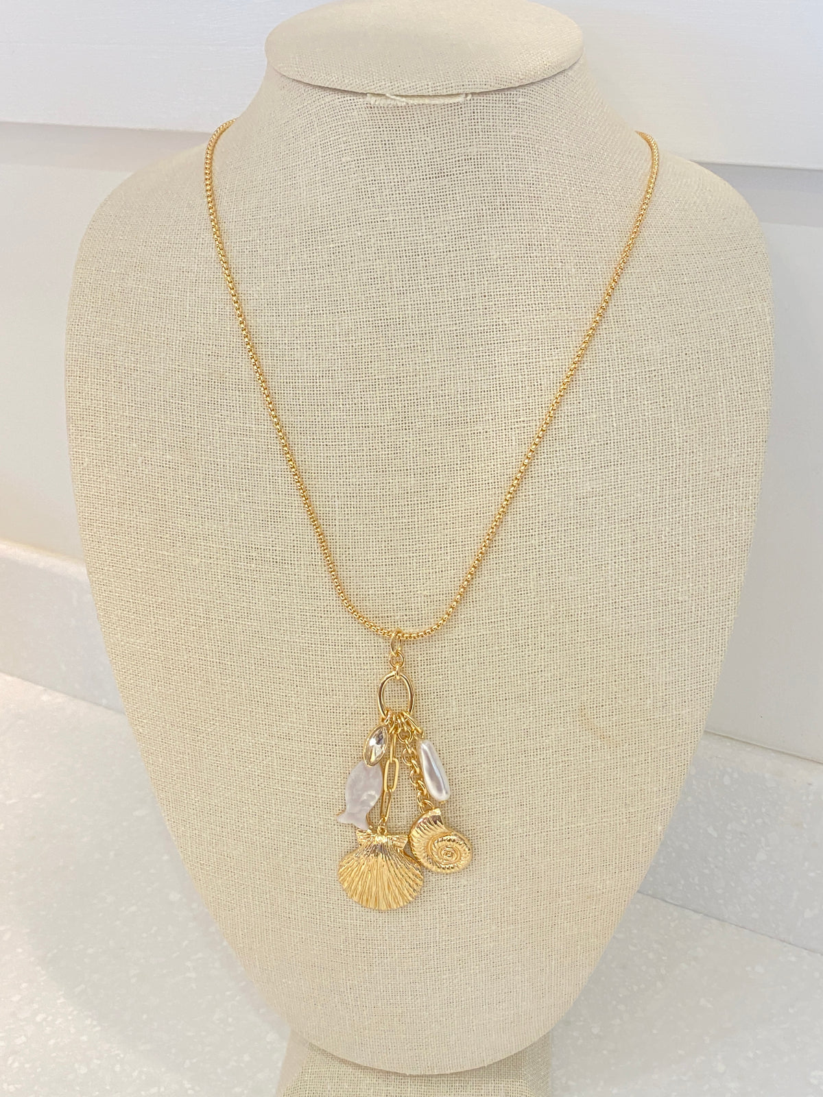 Gold Seashell Pendant Necklace