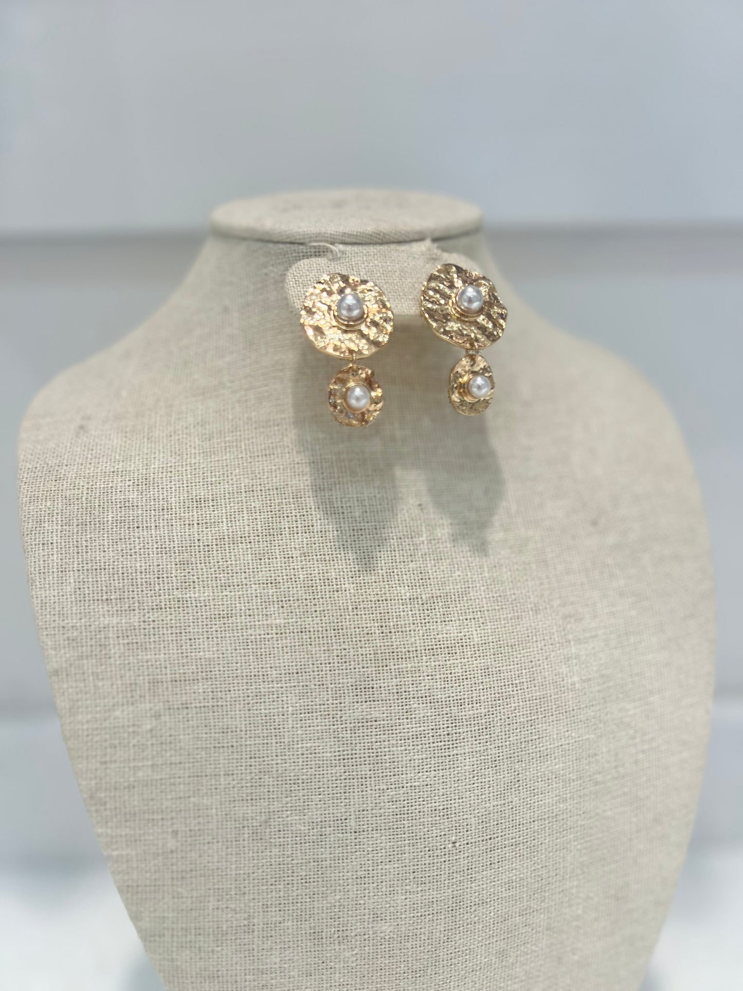 Chunky Pearl Detailed Earrings