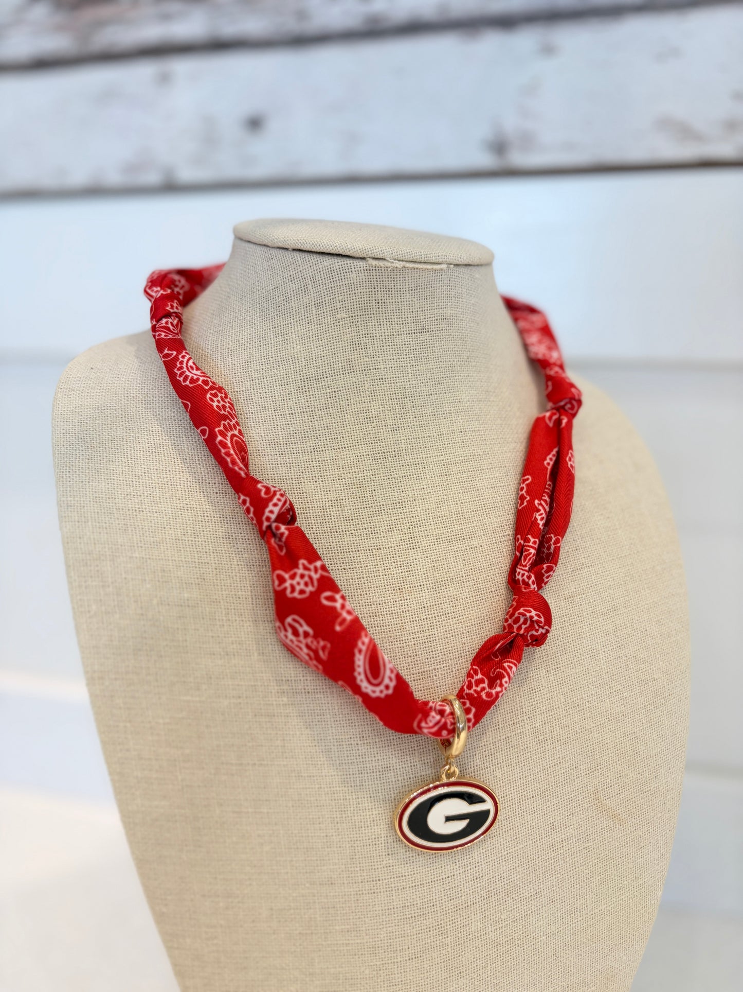 Georgia Bulldogs Scarf Necklace