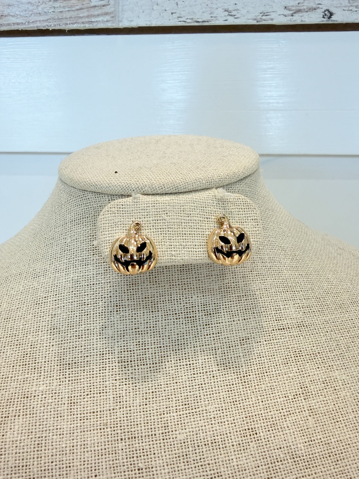 Jack-o’-lantern Stud Earrings