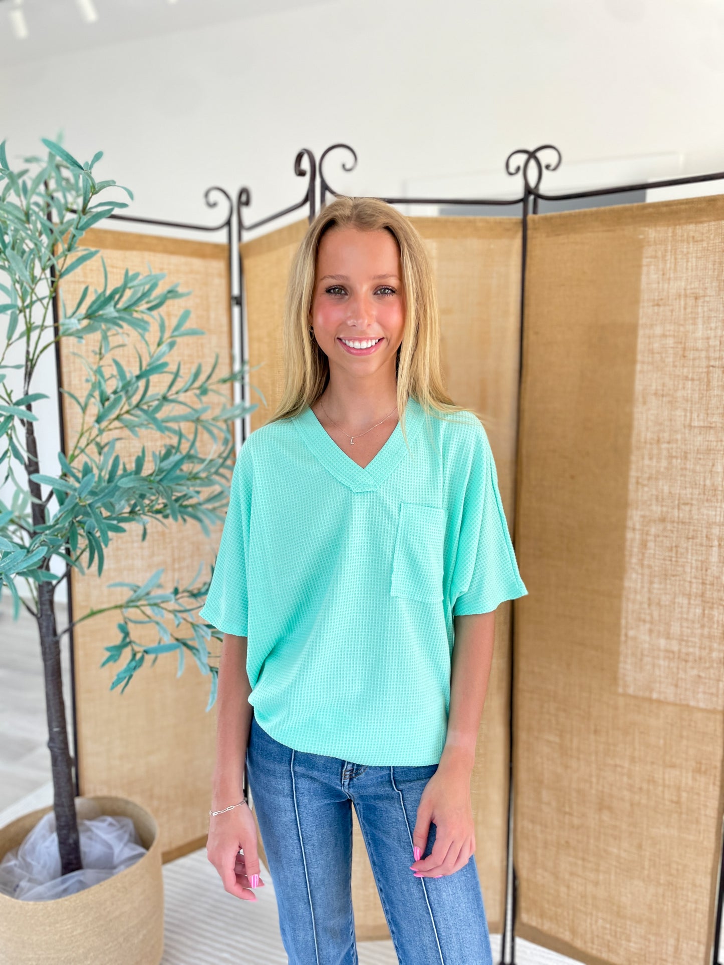 Basic Waffle Knit V-Neck Top