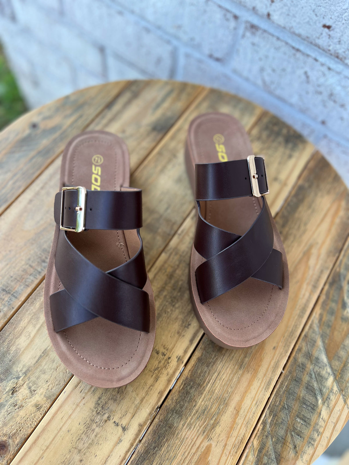 Resume Brown Platform Sandal
