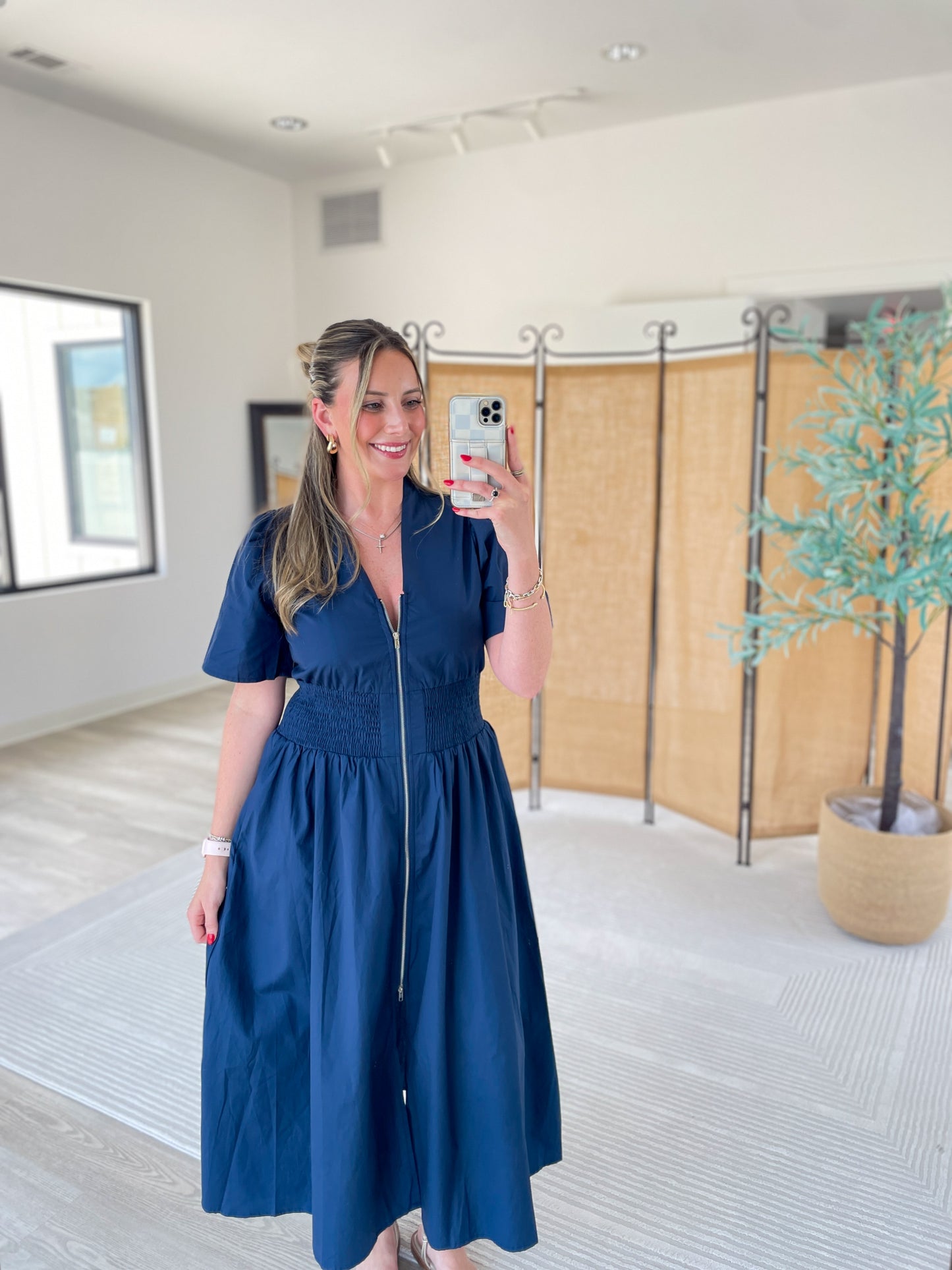 Shannon Short Sleeve Midi Dress