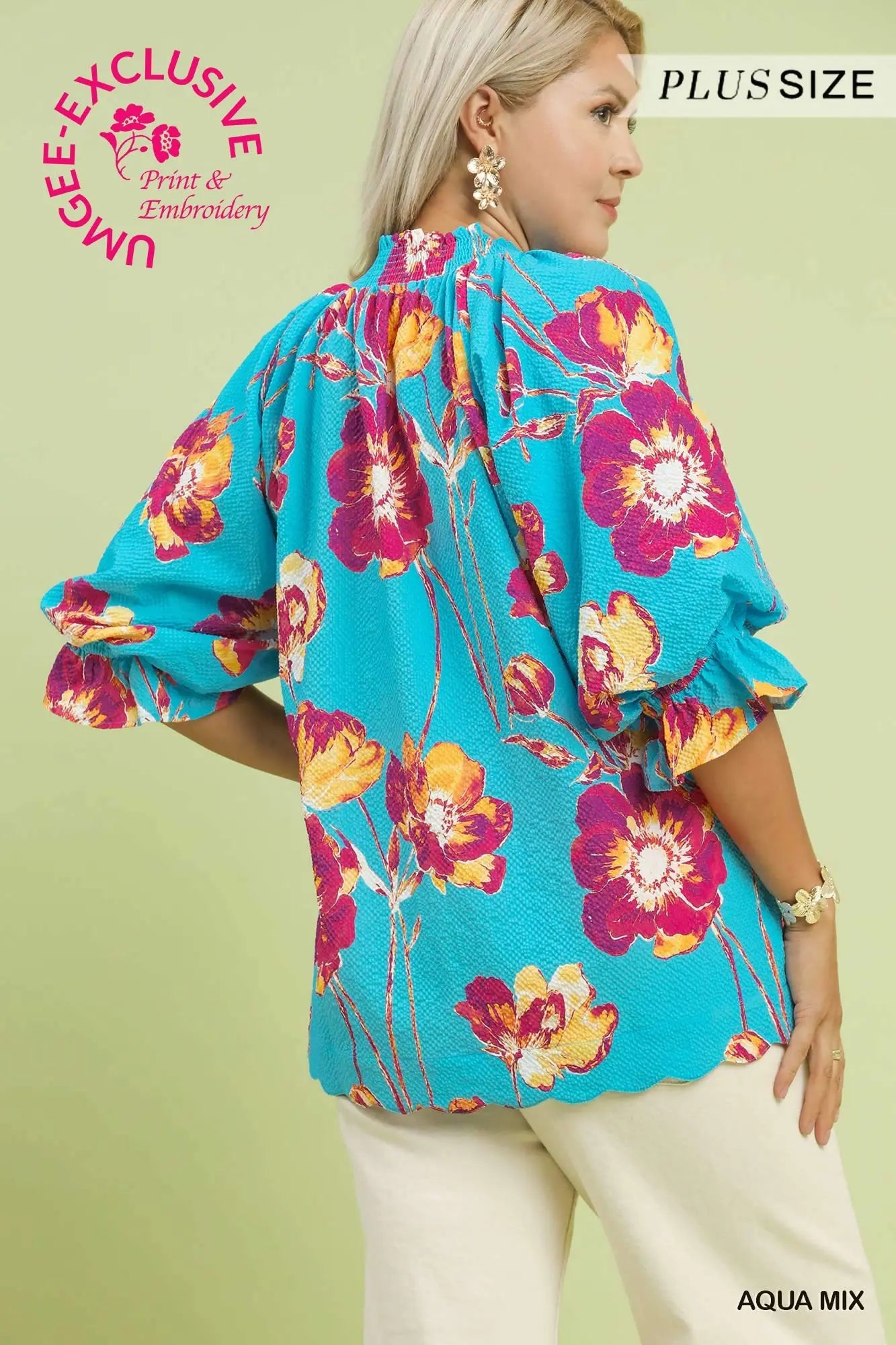 Hawaiian Floral Blouse - PLUS