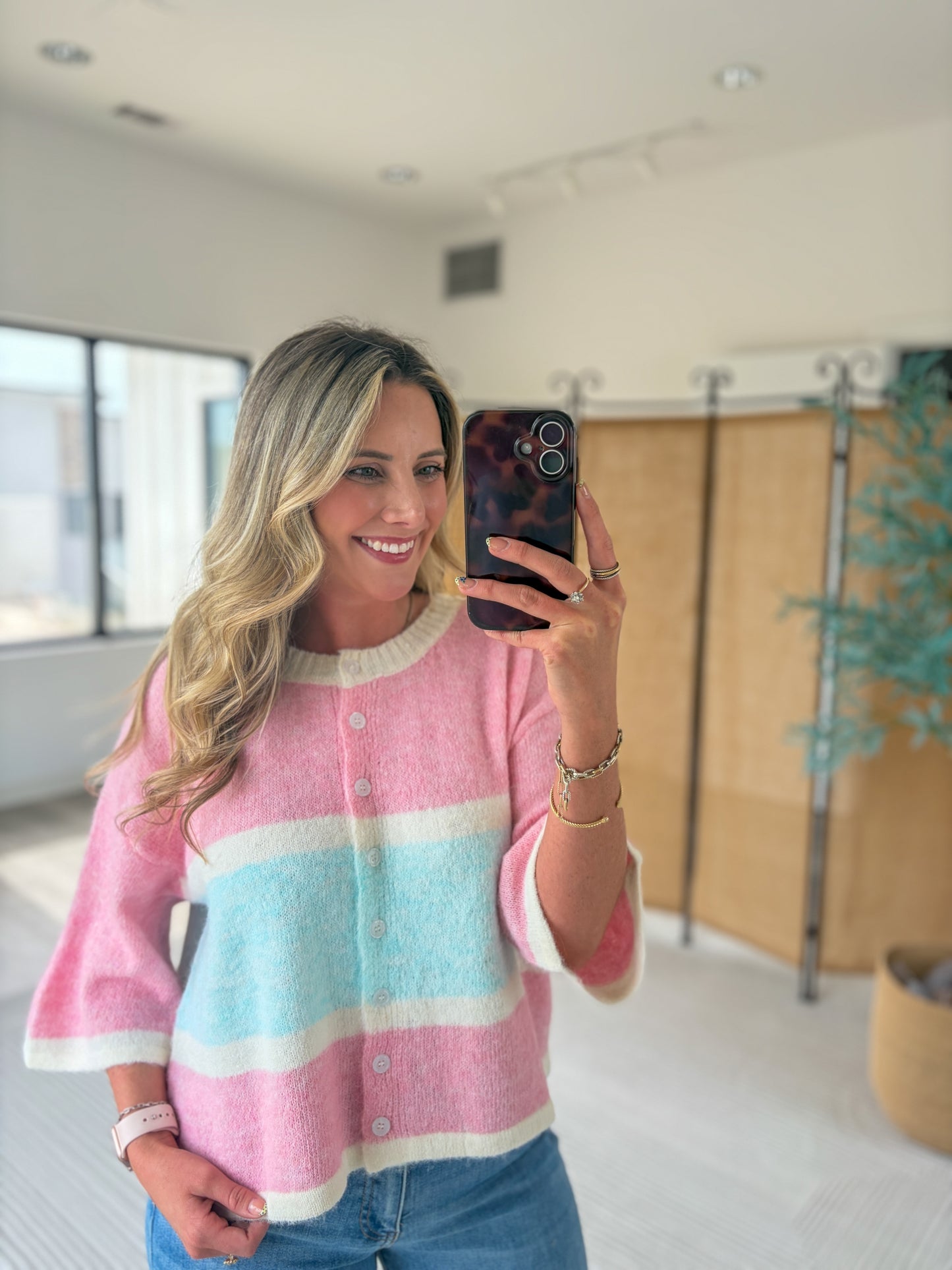 Quarter Sleeve Colorblock Cardigan