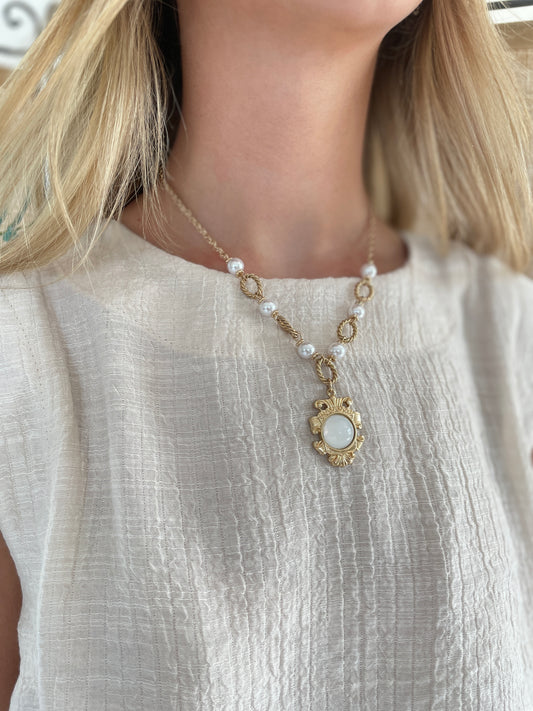 Fresh Pick Peal Necklace