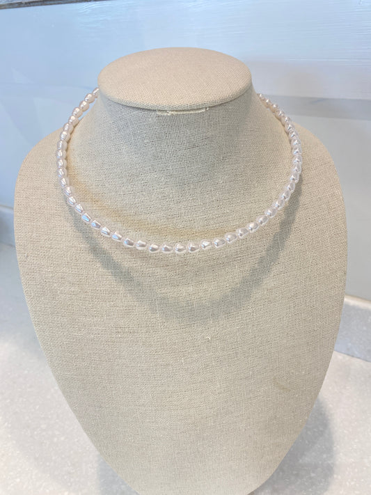 Adjustable Pearl Choker