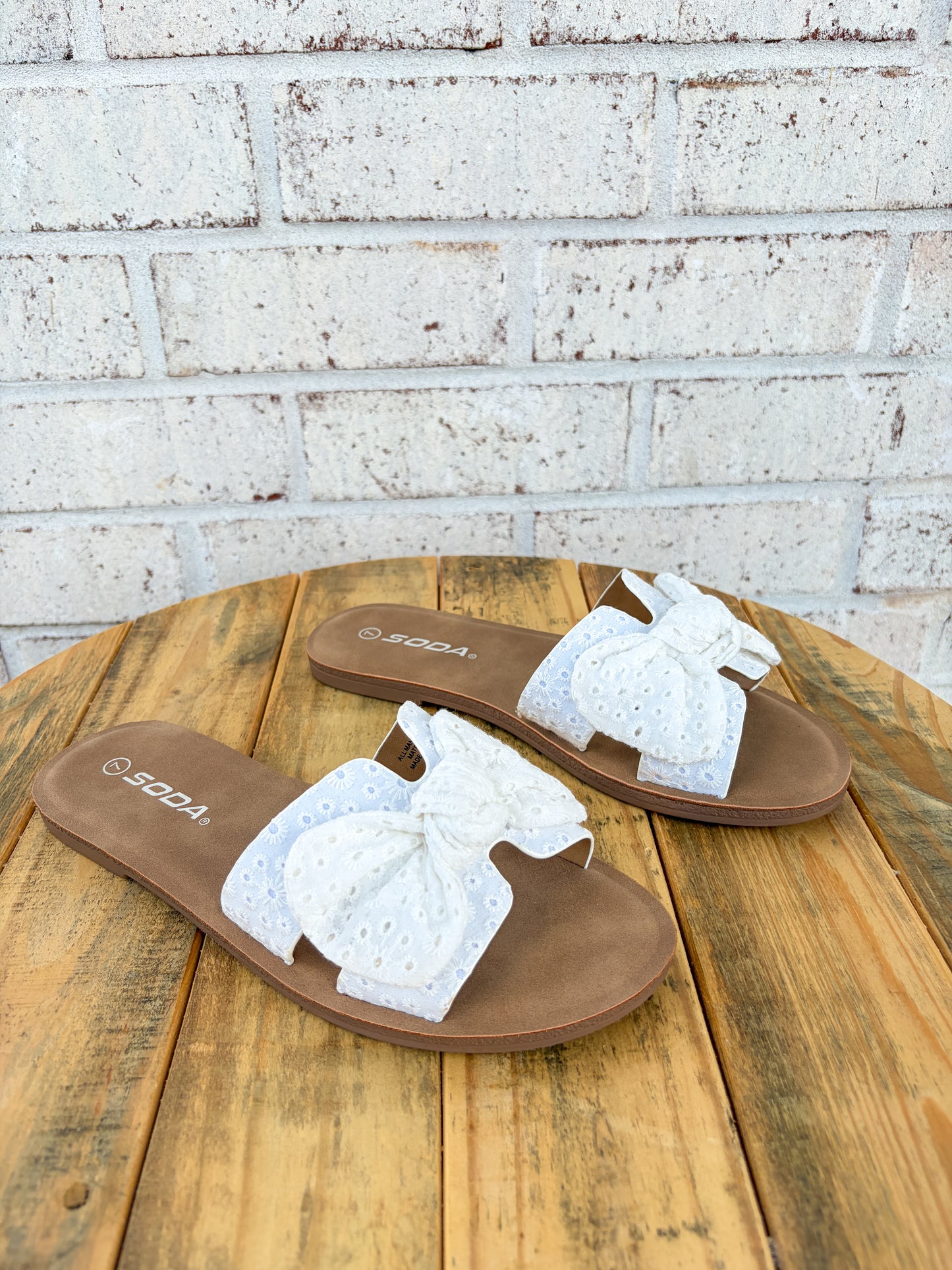 Road Eyelet Sandal