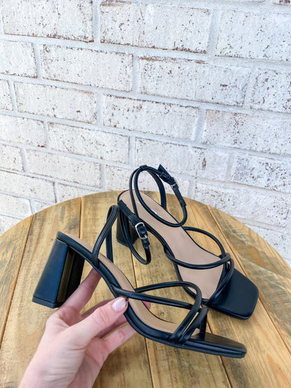 Steffi Black Heel