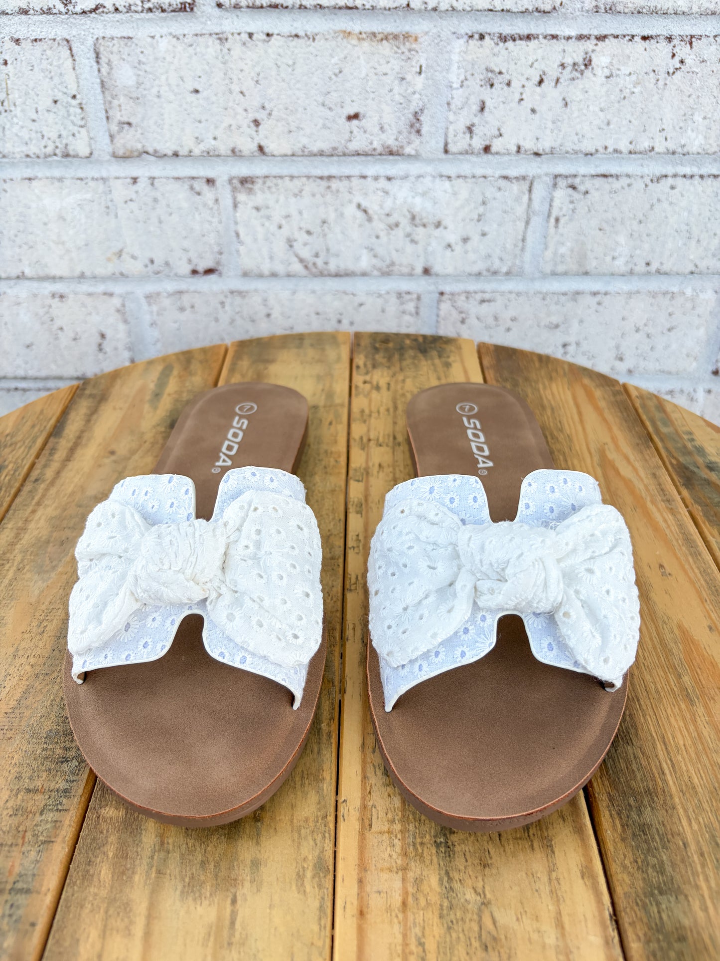 Road Eyelet Sandal