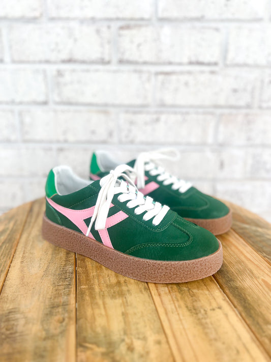 Nova Platform Sneaker