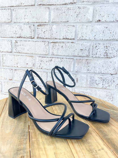 Steffi Black Heel