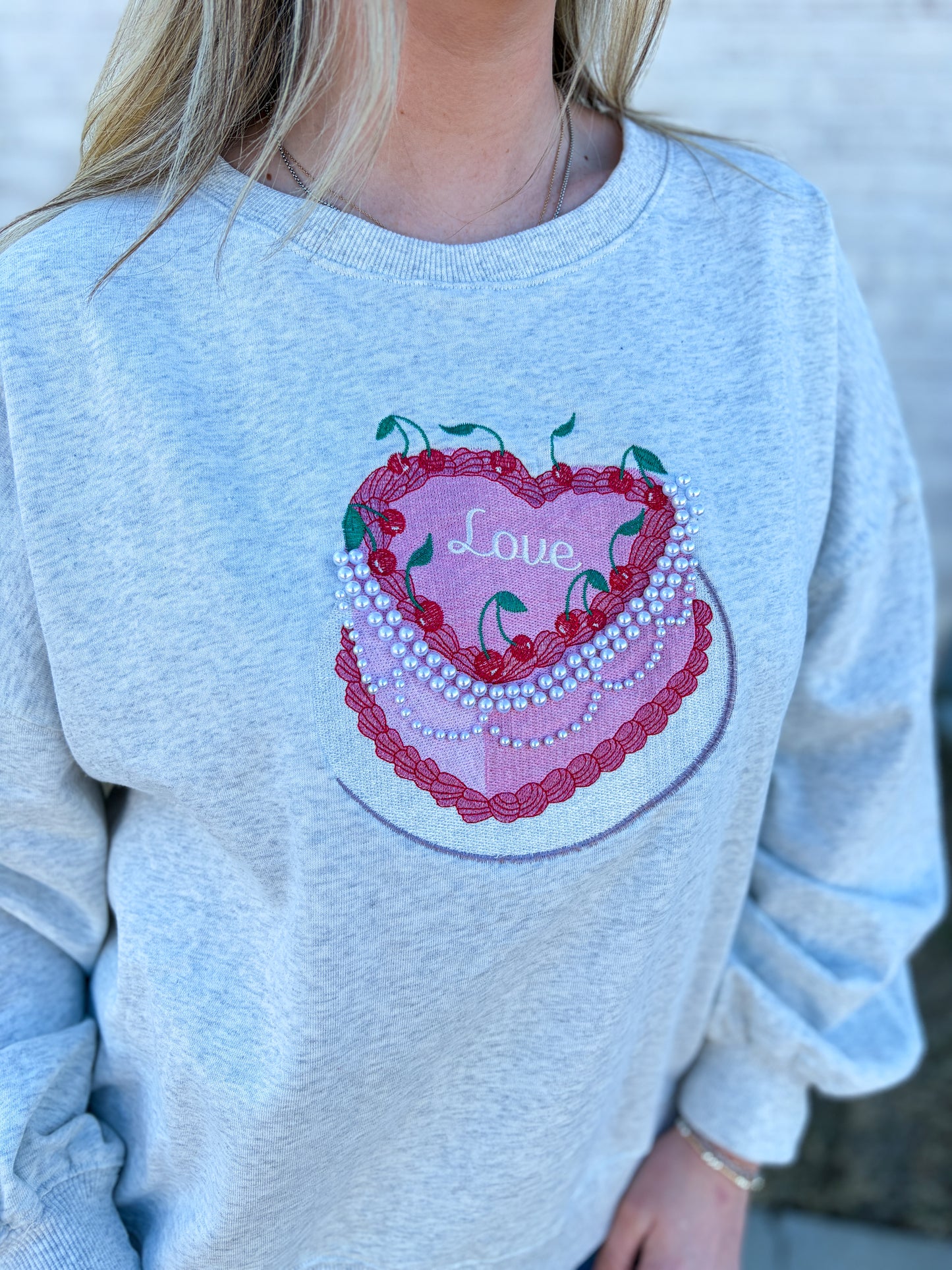 Loving Feels Crewneck