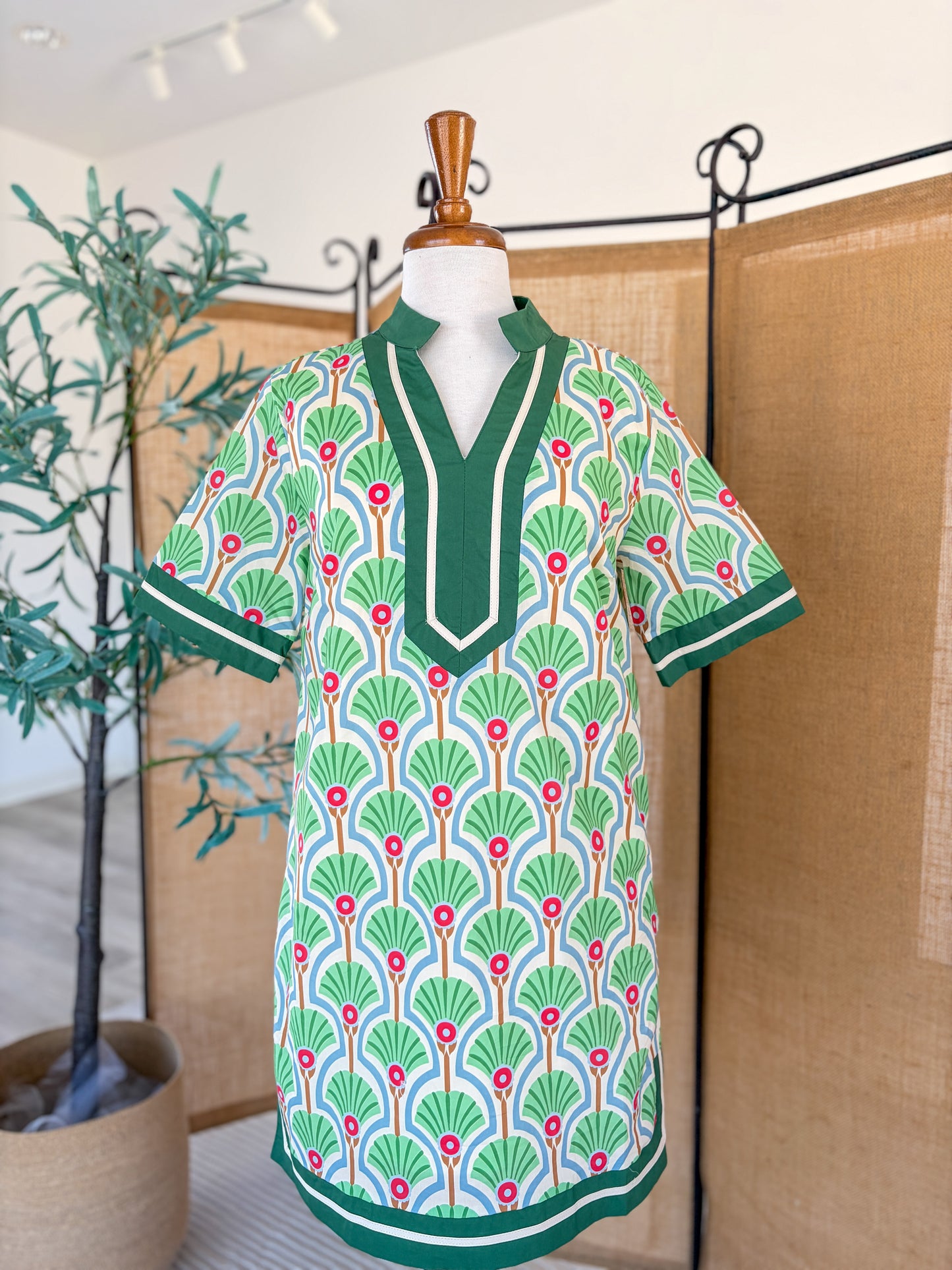 Patterned Short Sleeve Dress