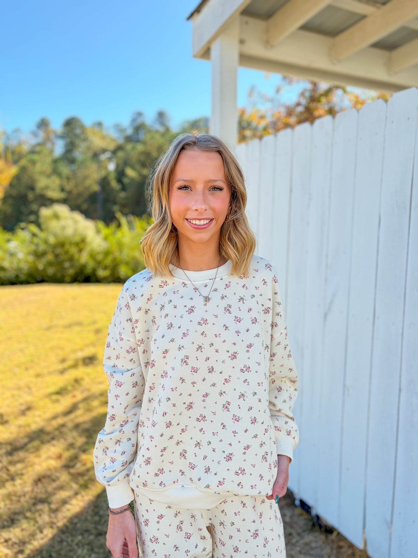 Dainty Floral Crewneck