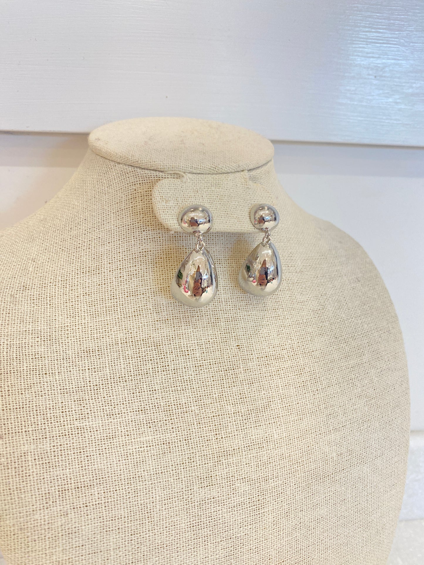Silver Teardrop Dangle Earrings