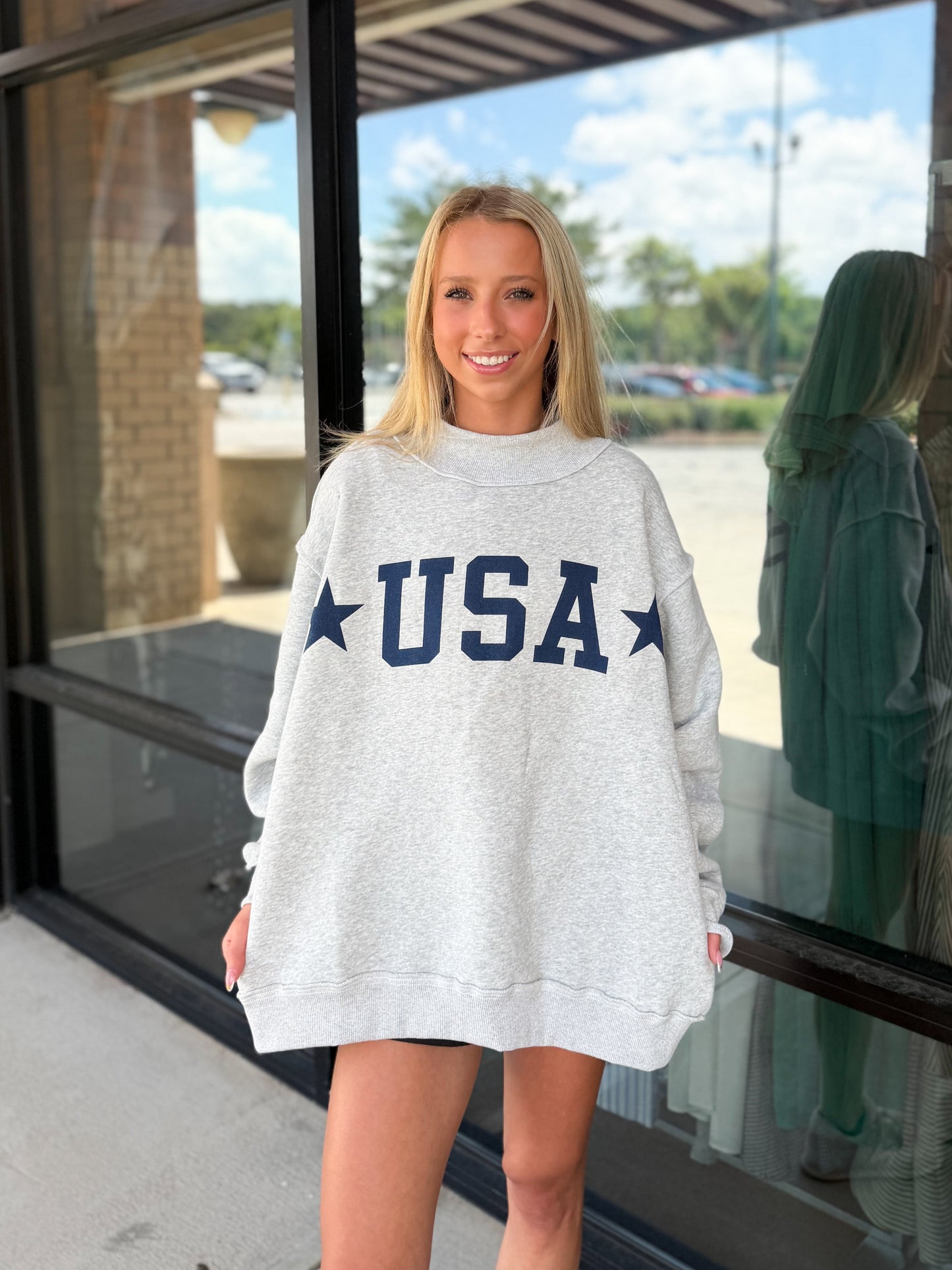 USA Reversible Mock Neck