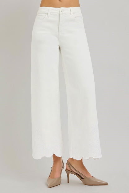 Risen High Waisted Cropped Jeans